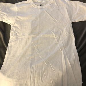 White tee shirt